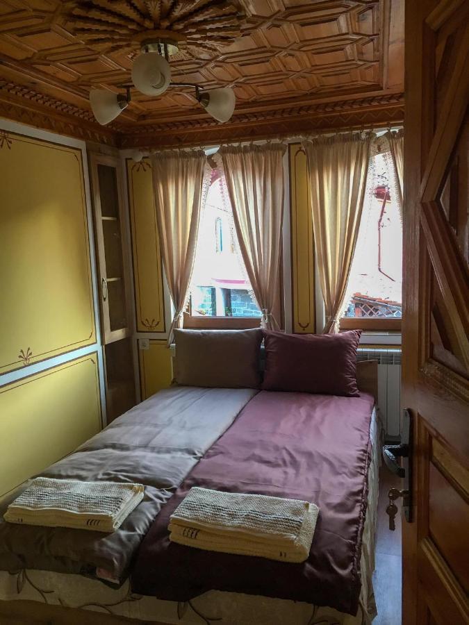 Стаи За Гости Бащино Огнище Koprivștița Exterior foto