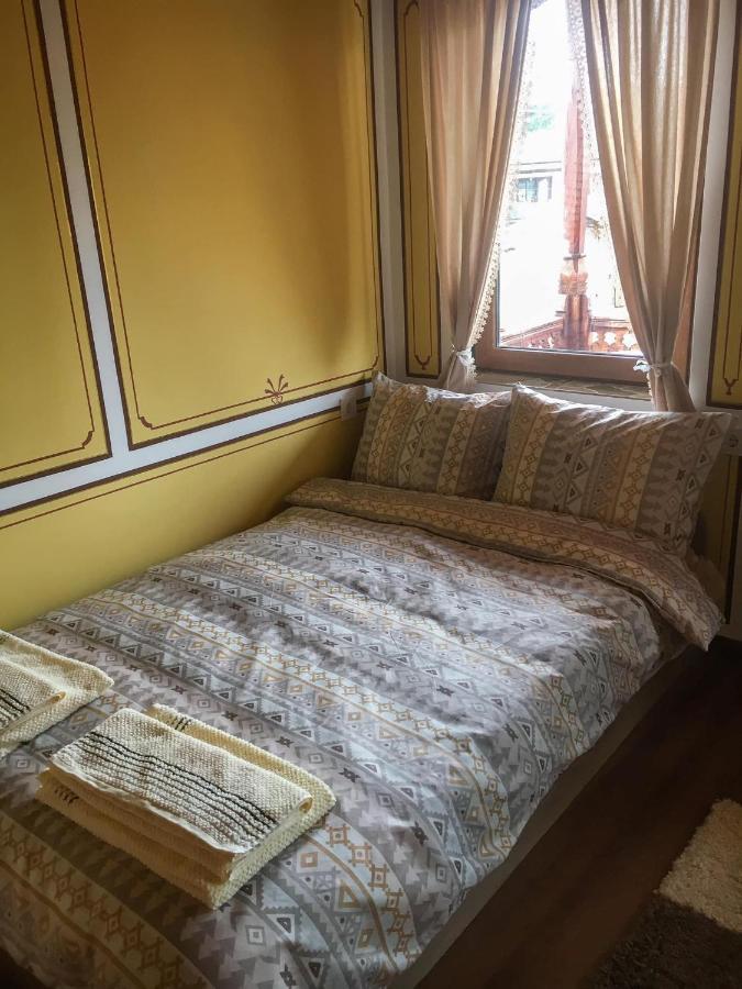 Стаи За Гости Бащино Огнище Koprivștița Exterior foto