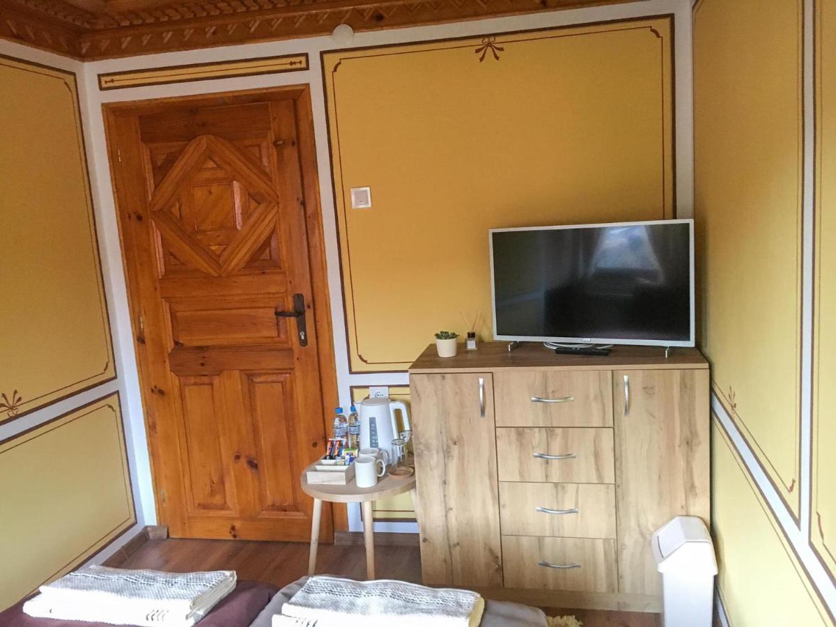 Стаи За Гости Бащино Огнище Koprivștița Exterior foto